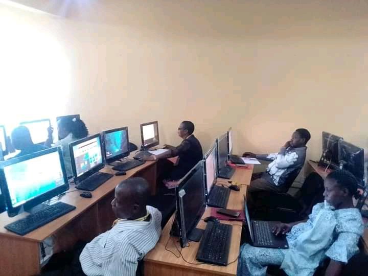 Staff of Michael Okpara University of Nigeria, MOUAU, undergoing a training session on ICT.