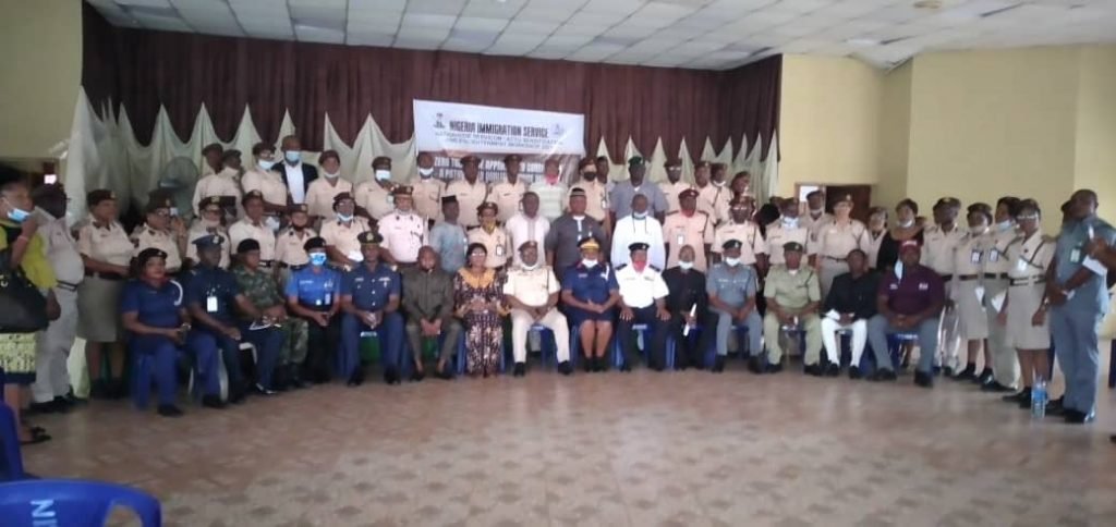 Comptroller of Immigration, Imo State Command, Mr Okey Ezugwu and others at a SERVICOM/Anti-Corruption and Transparency Unit (ACTU) Sensitisation  and Enlightenment Workshop 2021, organised by NIS for its staff, at the Federal Secretariat, Owerri on Wednesday.