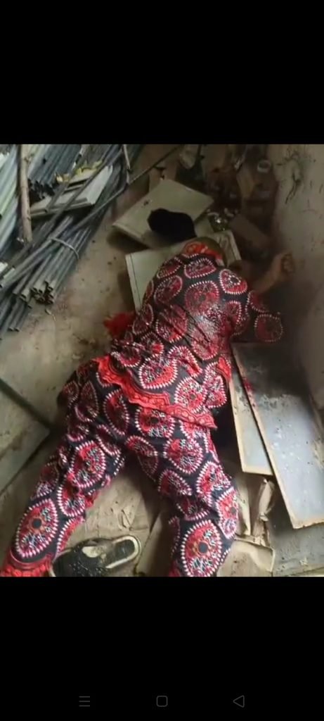 Lifeless body of the traditional ruler of Ihebineoweri, Okwudor, late Eze Samson Osunwa, who were murdered in cold blood, in a fresh gunmen atrack at Njaba local government area of Imo State