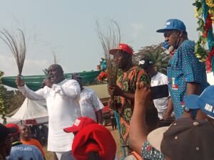Rt. Hon. Emeka Atuma addressing his teaming supporters.